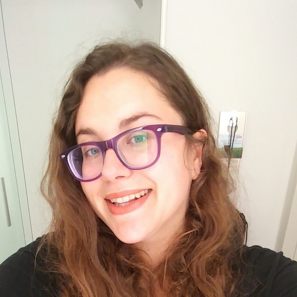 Meet your Posher, Ashlie